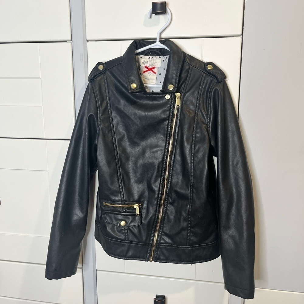 Youth motorcycle jacket. Faux leather and gold. H&M size 9 / 10. Black. Lined.